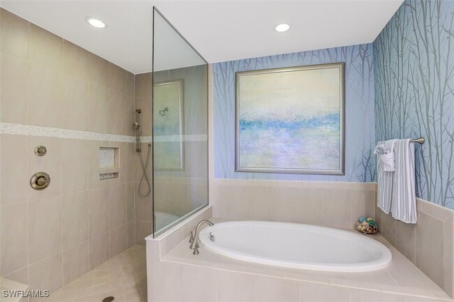 Building Photo - 16433 Carrara Way Unit 201