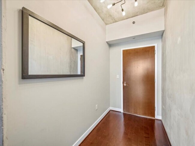 Photo - Luxury High Rise Condo Available 4/25/26! Unit 1807