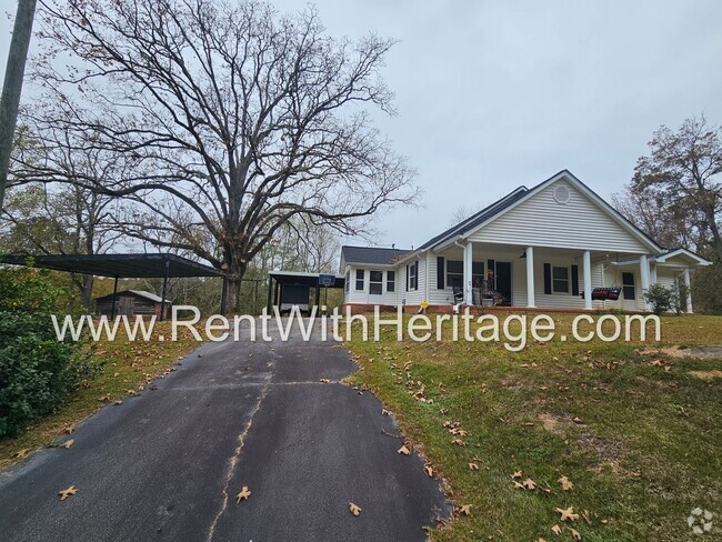 Building Photo - WOW!!!..GRANPA'S BUNGALOW /AWESOME RANCH H... Rental