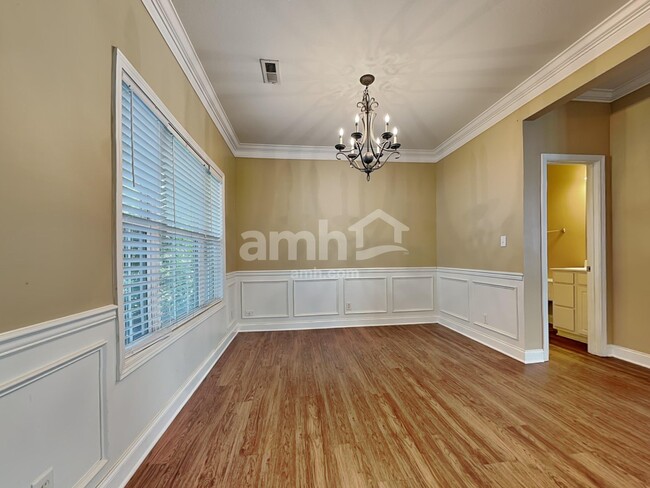 Photo - 7027 Legend Oaks Ln