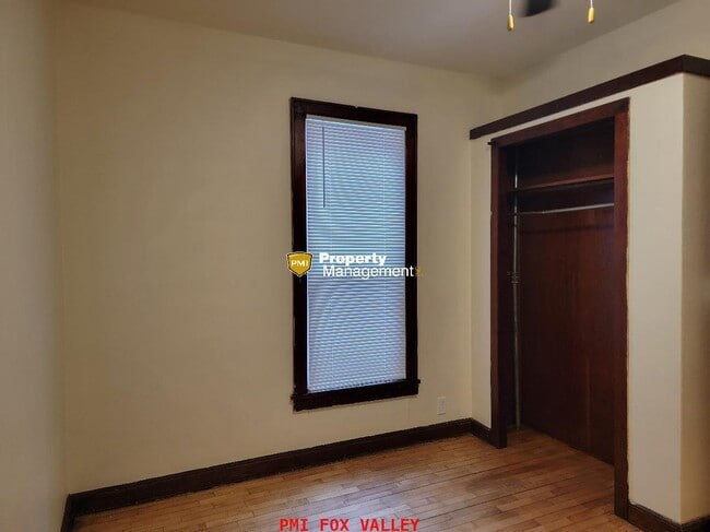 Photo - LARGE 2 Bed Lower Downtown Appleton