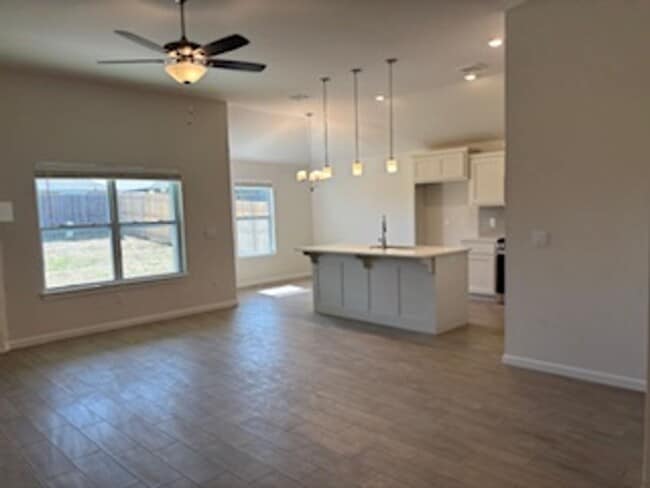 Photo - Newly Built!