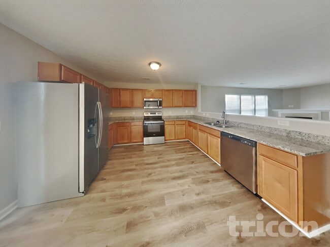 Photo - 904 Grand Oak Dr