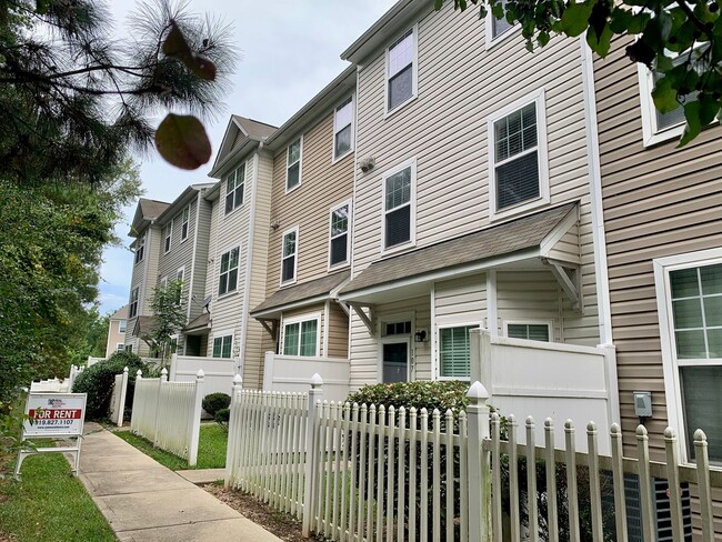 Photo - RENT READY Townhome Convenient to I440 & I...