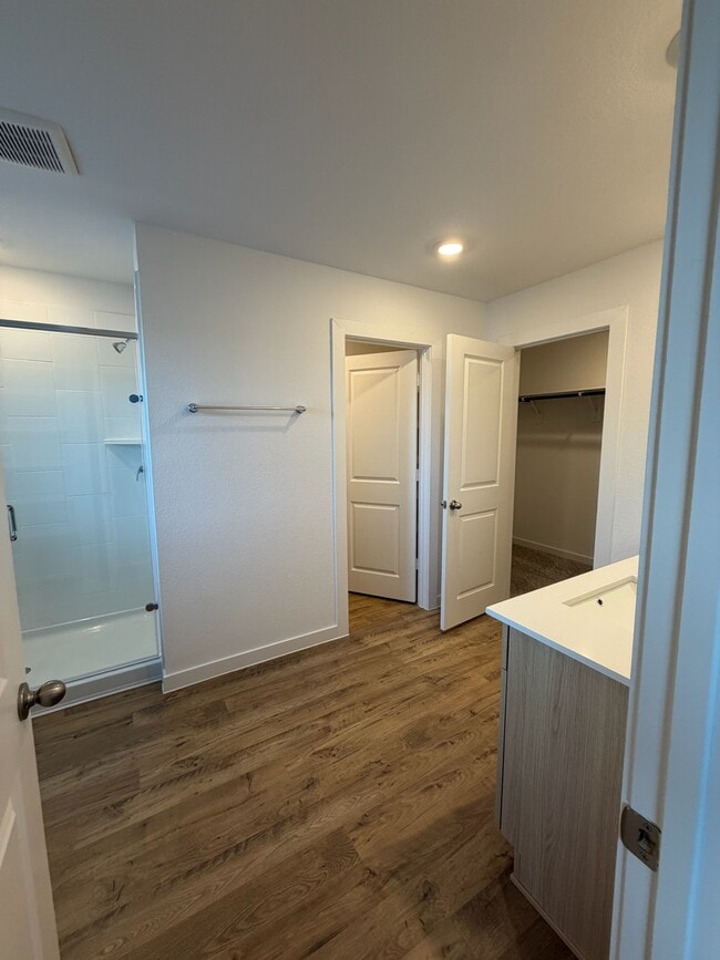 Building Photo - 3550 Blue Mockingbird St