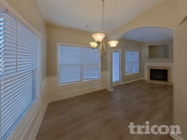 Photo - 2215 Oakland Downs Way