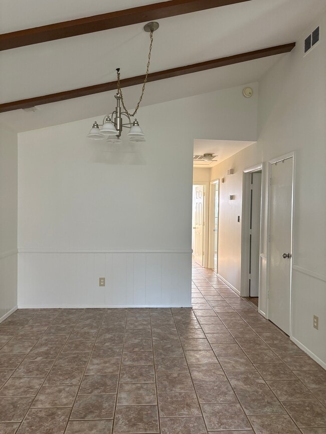 Photo - 124 Appletree Ct