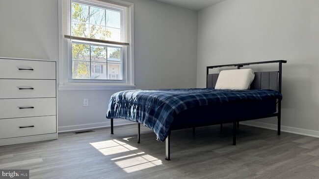 Photo - 131 N Garfield Rd