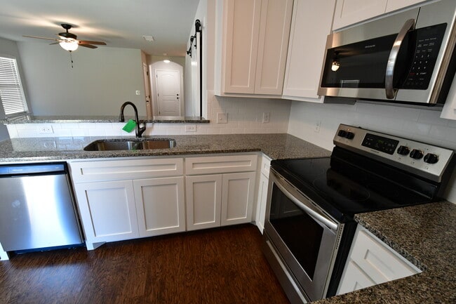 Photo - 237 W Forest Ave