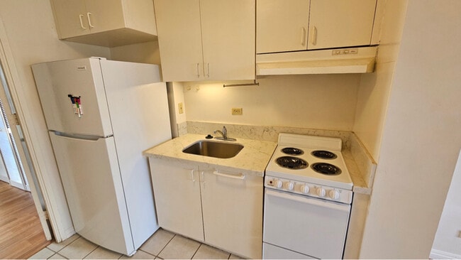 Photo - 1516 Ward Ave Unit 405