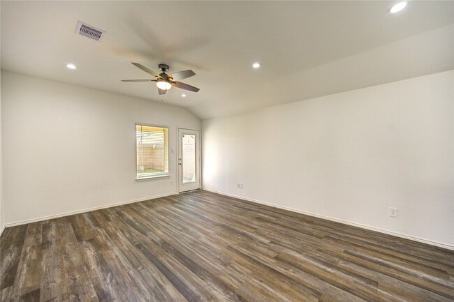 Photo - 5406 Castlebury Meadows Dr