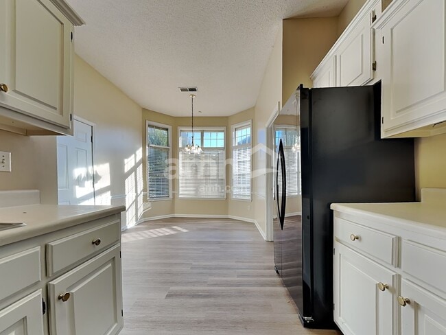 Photo - 4946 Rivercrest Ln