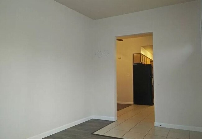 Photo - 926 N Linview Ave Unit .5