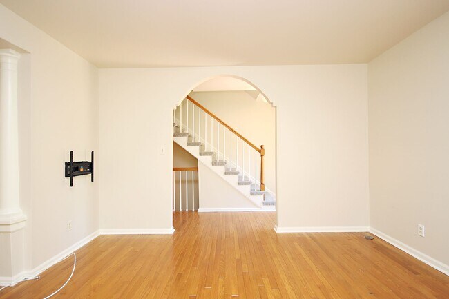 Photo - End-Unit Georgetown Green Townhome