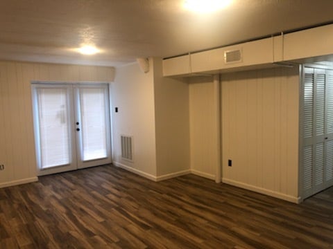 Photo - 100 Morningside Dr