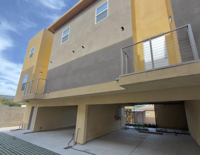 Building Photo - 4969 Imperial Ave