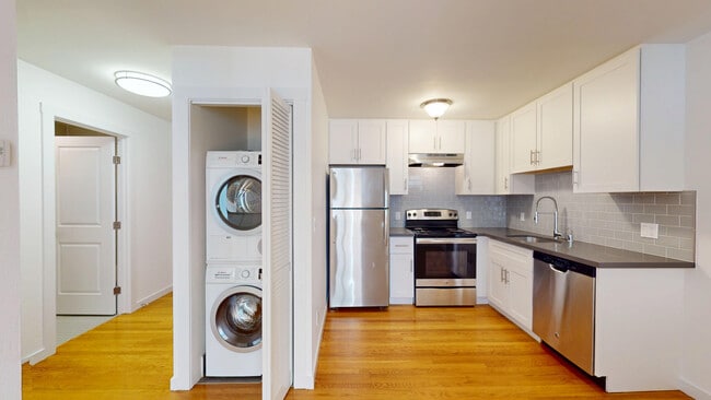 Photo - 759 Green St Unit 2D