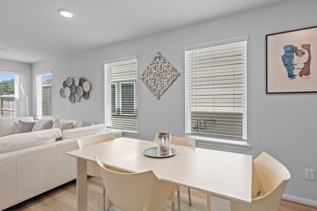 Photo - 18807 Glenwood Chase Ct