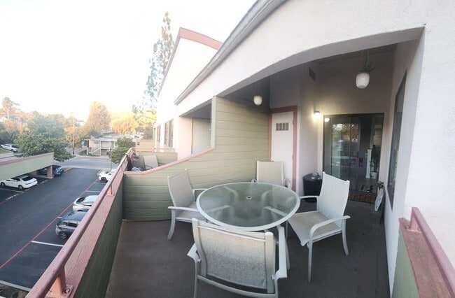 Photo - 1239 Foothill Blvd