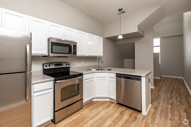 2BR, 1BA - 1,140SF - Kitchen