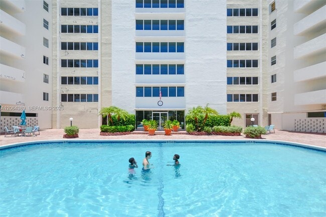 Photo - 401 Golden Isles Dr Unit 312