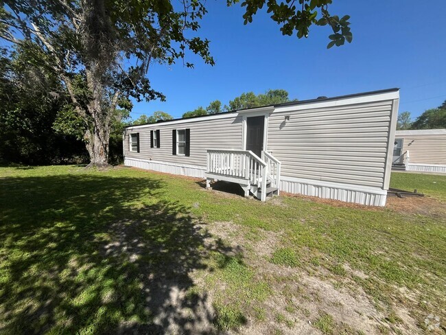 Building Photo - Colony Oaks Homes Unit CH43