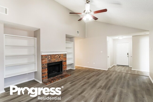 Photo - 1201 Cardinal Oaks Dr