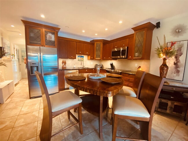 Photo - 3212 SE 8th St Unit 24-b