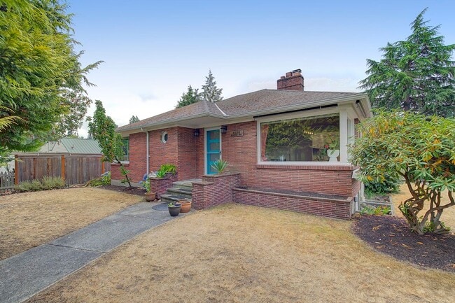 Building Photo - 4Bd/1.75Ba Edmonds House