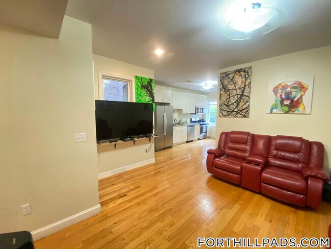 52 Guild St Unidad 2
