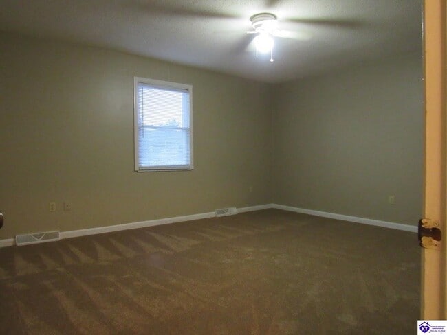 Photo - 300 Berkley Ct