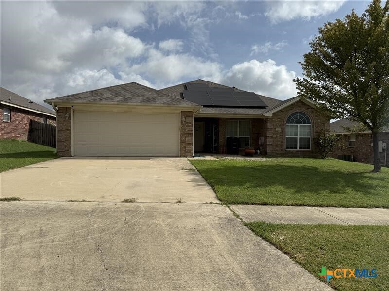 Photo - 3603 Salt Fork Dr House