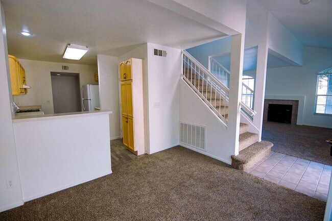 Photo - SOUTHWEST - STONE CANYON WEST TOWNHOMES