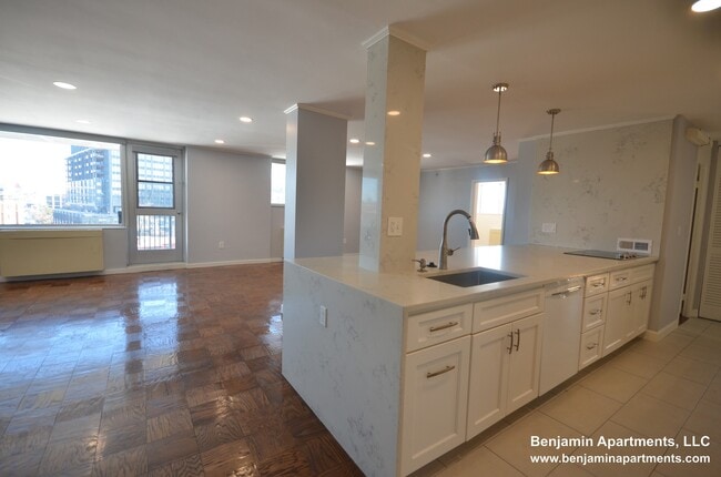 Photo - 77 Monmouth St Unit 1