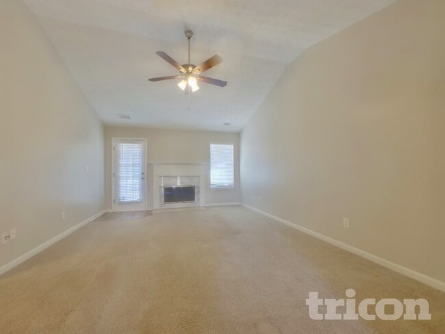 Photo - 100 Doves Nest