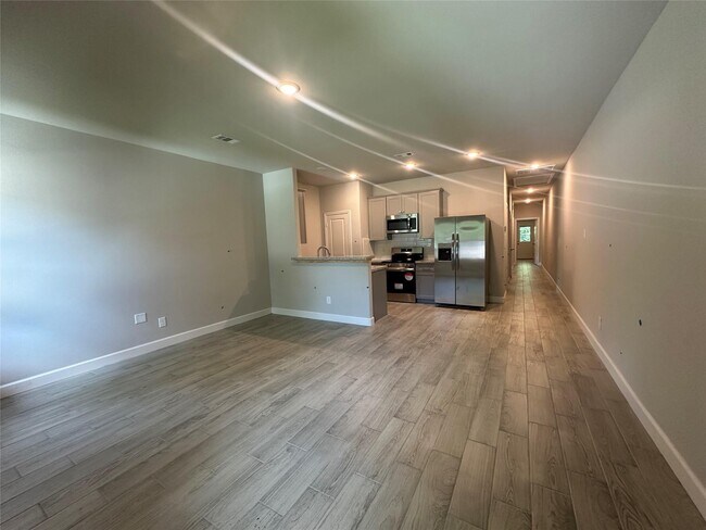 104b Turner Dr