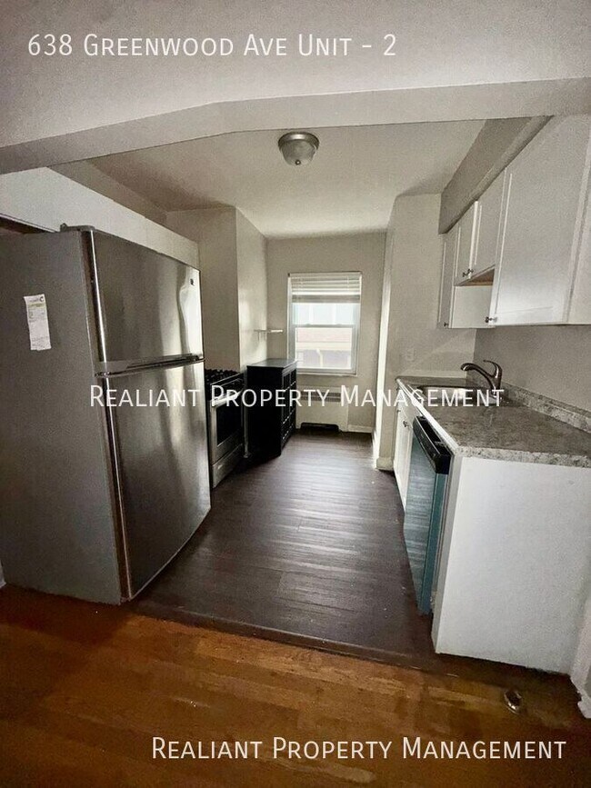 Photo - 638 Greenwood Ave Unit 2