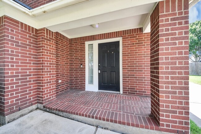 Photo - 20418 Port Bishop Ln