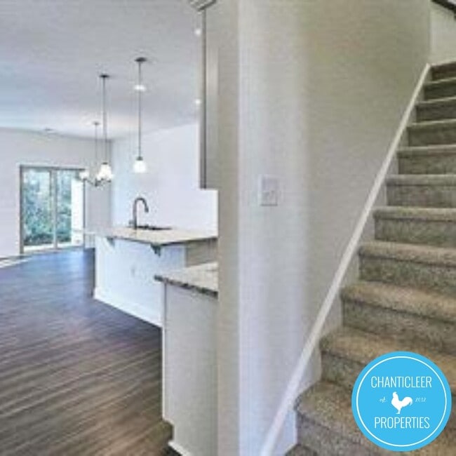 Photo - 1025 Longitude Dr