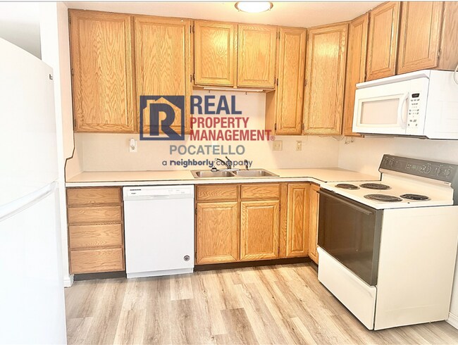 Photo - 1420 -1422 Jensen Rd Unit 1422