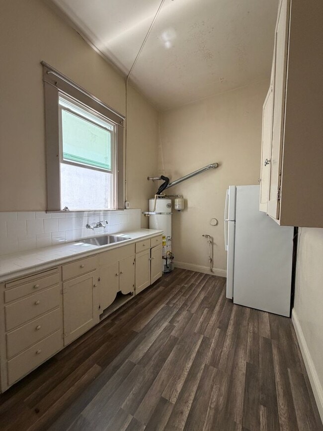 Photo - The Studios at San Joaquin St Unit 2
