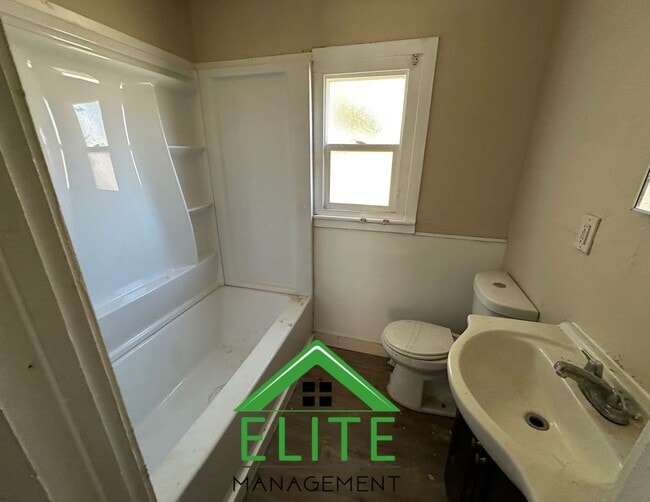 Photo - 3801 40th Ave