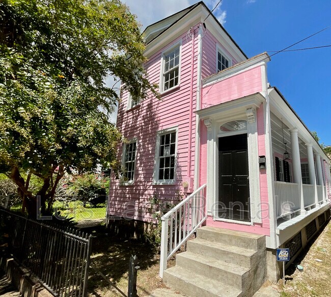 Building Photo - 104 Nassau St Rental