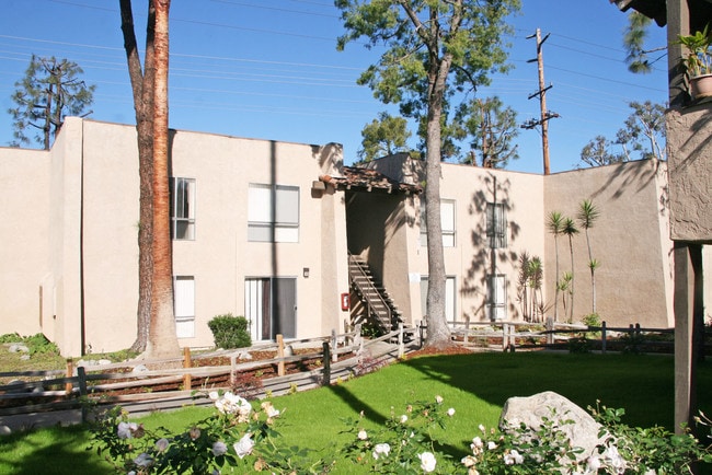 Photo - Parkside La Palma Apartments