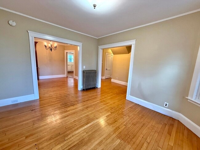 Building Photo - 15 Clayton St Rental