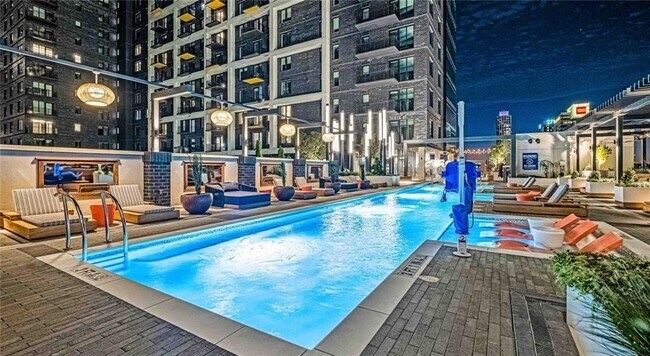 Building Photo - 1301 Spring St NW Unit A3