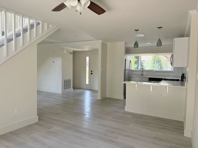 Photo - 11 Montoya Dr Unit 11