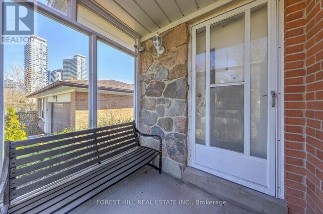 Photo - 63 Hopperton Dr