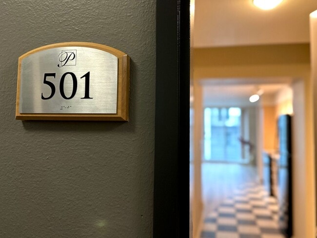 Building Photo - Downtown Bellevue Studio with Balcony, In-... Unit 501