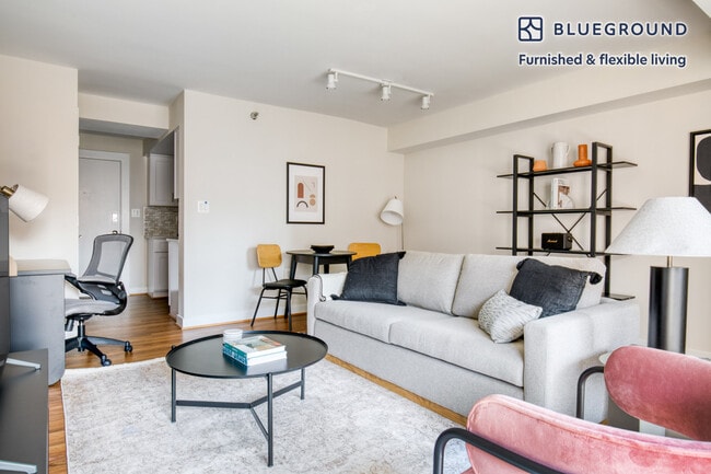 Photo - 4001 9th St N Unit FL12-ID593